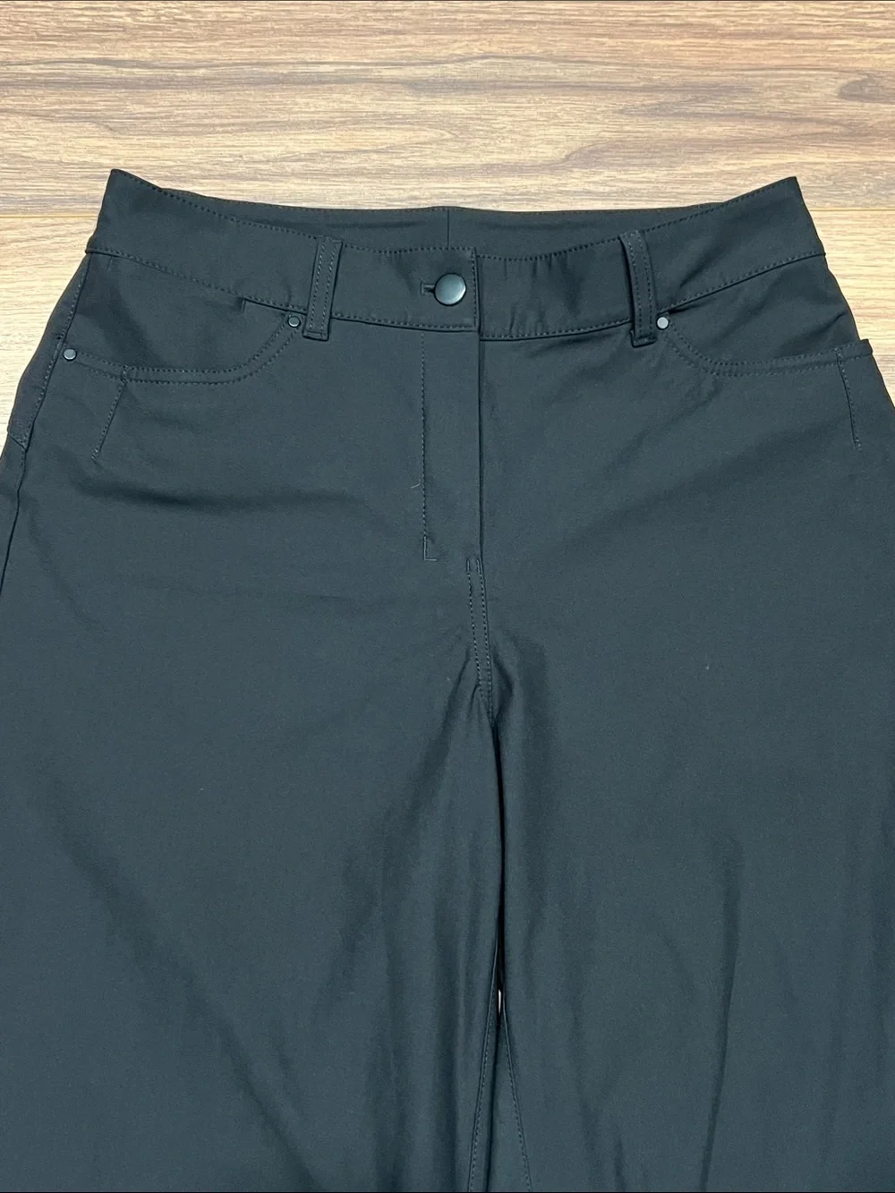 Lululemon City Sleek 5 Pocket Wide-Leg High Rise 7/8 Length Pant in Black - 28